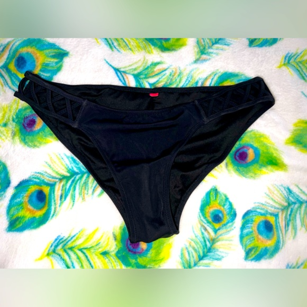 PINK Victoria Secret swimsuit bottoms